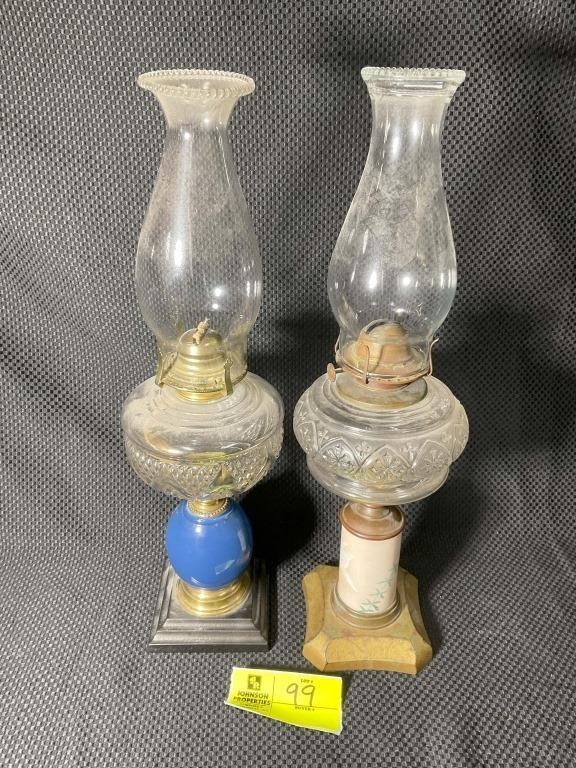 SET OF TWO OIL LAMPS