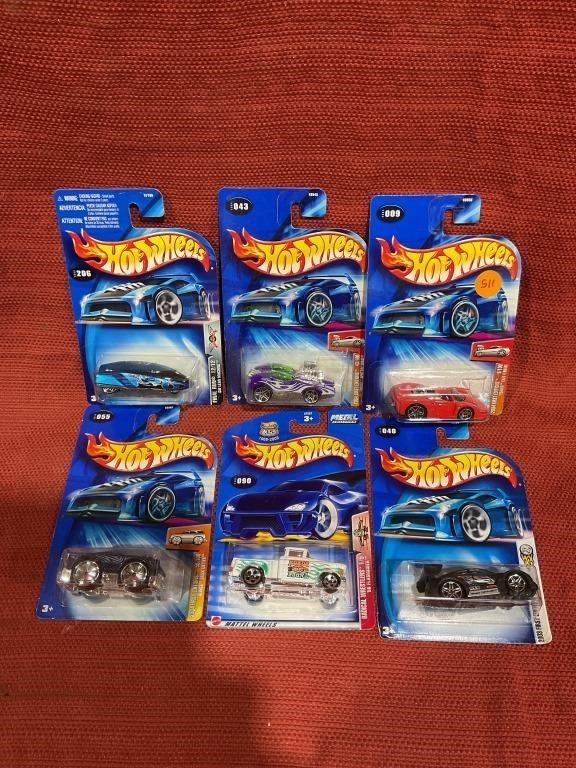 HOTWHEELS COMICS AND COLLECTOR ITEMS