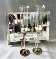Vera Wang champagne flutes with tray, Flûtes à