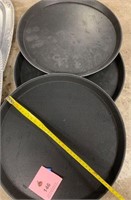 3 serving trays round trays