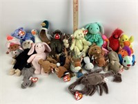 (22) TY Stuffed Plush Animals, most w tags.