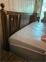 King size bed with head board/ no content incl.