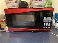 Red Hamilton Beach Microwave, Works