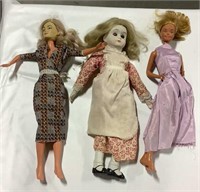 3 imitation barbie dolls