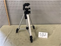 CAMERA TRIPOD