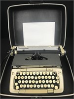Manual Smith Corona, Classic 12 typewriter,