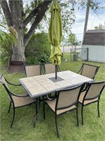 Outdoor Hampton Bay patio table 6 chairs &