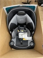 Safety First Everfit Child's Car Seat in box