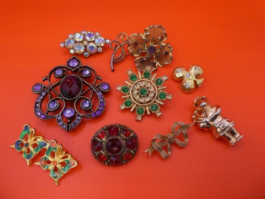 Lot Of Costume Brooches