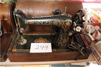 Singer Sewing Machine