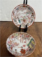 (2) Pieces Colorful Japanese Porcelain