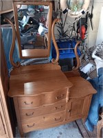 Antique oak 1920's hotel dresser, 43" wide 36.5"