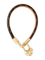 Gold-pl Louis Vuitton Heart In Lock Charm Bracelet