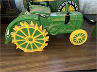 John Deere ceramic tractor (damaged)