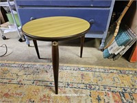 MCM Accent Table Round