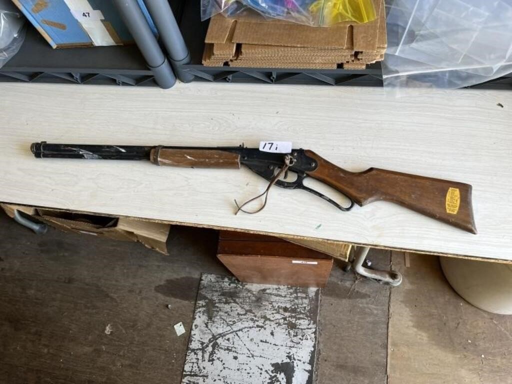 Daisy No. 1938 Red Ryder Carbine BB Gun