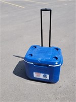 COLEMAN 43.7 LITRE COOLER ON WHEELS WITH HANDLE
