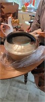 6qt cooks essential pressure cooker- like new