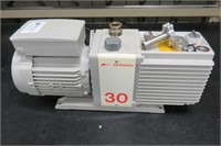 Edwards Vaccum pump E2M30