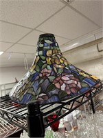 STAINED GLASS LAMP SHADE / FLOOR LAMP