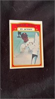 1972 TOPPS #50 WILLIE MAYS IN ACTION SAN