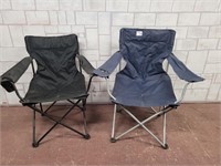 2 folding lawn chairs