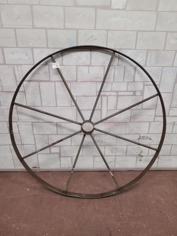 Large metal wagon wheel