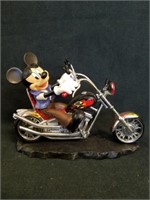 Motorin' With Mickey, Mickey and Friends' Fun on