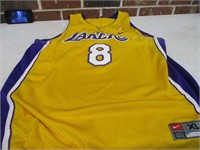 Lakers Kobe Bryant Jersey sz XL