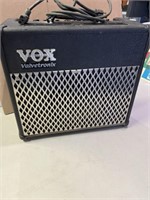 VOX VALVERTRONIX AD30VT GUITAR AMP