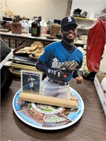 KEN GRIFFEY JR. COLLECTIBLE AND MORE