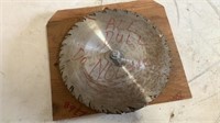Approx (11) 10” Dull Saw Blades