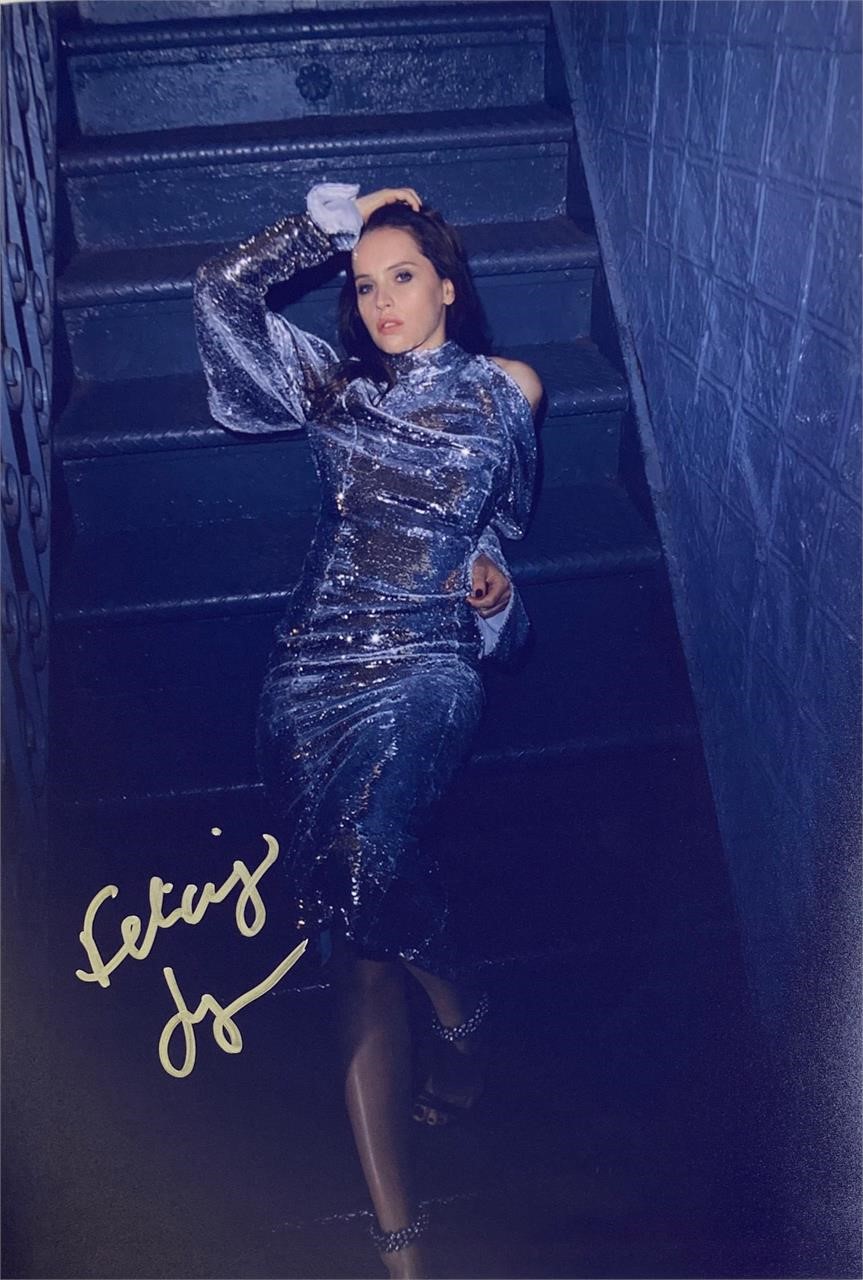 Autograph Signed COA Hollywood Sexy Actress Photo M