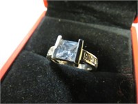 NEW WHITE SAPPHIRE RING STAMPED 925 SIZE 6