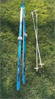 Nordic 82in alpine skis with poles. Good condition