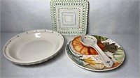 LONGABERGER PIE PLATE & SPOON REST