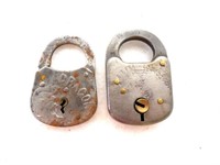 lot of 2 locks Fraim & Dragon, no keys