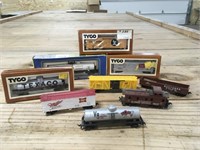 HO Scale Railcar Lot Plus