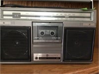 G.E cassette player& Radio