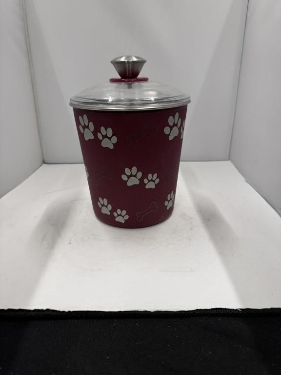 dog trean contaner with lid