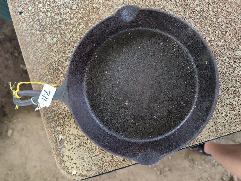 Thin iron skillet