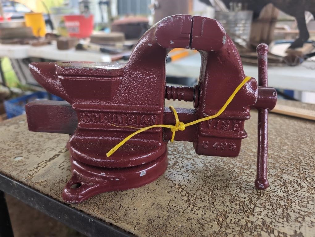 Columbian vise made in Cleveland, Ohio been