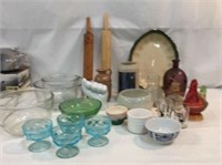 Kitchenware & Collectibles V12A