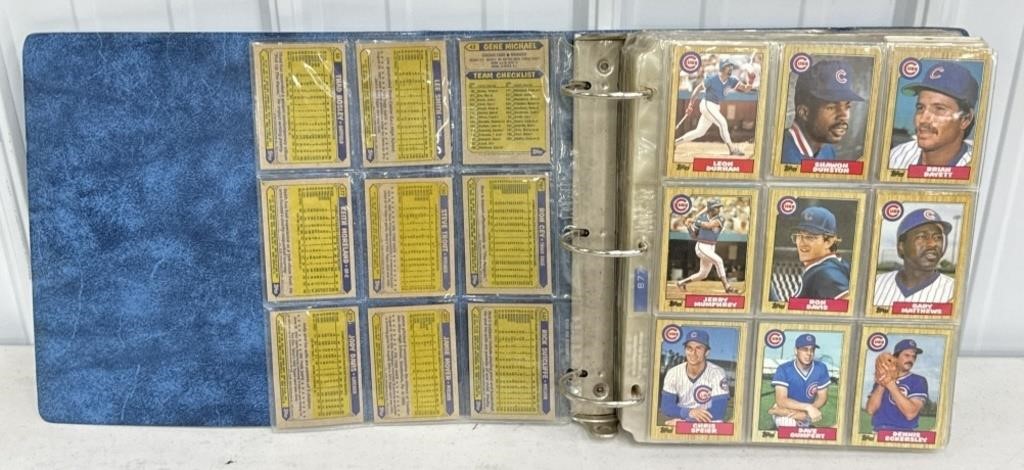 Binder Full Of Vintage Baseball Cards