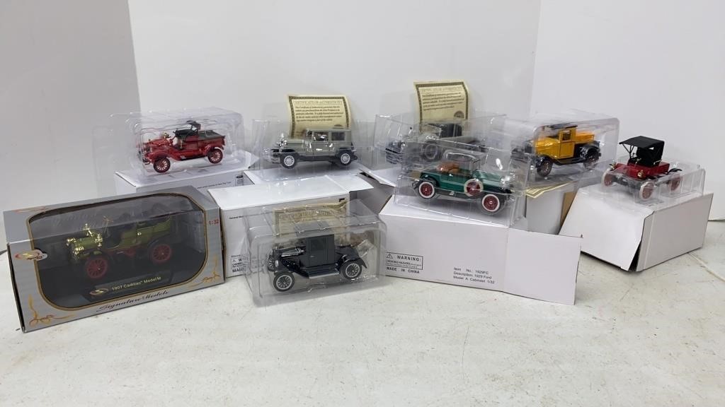 1:32 Scale Die Cast Cars