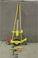 PRO-LIFT BATTERY OPERATED LIFT, UNKNOWN CAPACITY