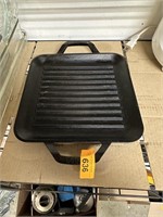 LODGE CAST IRON GRIDDLE PAN