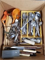 Silverware, Knives, Cooking utensils