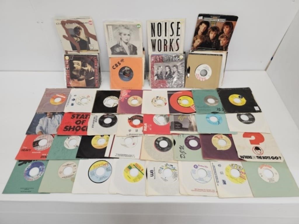 LARGE LOT OF MOSTLY 1980'S 45 RPM RECORDS