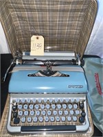 VINTAGE TORNEDO TYPEWRITER